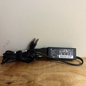 HP Laptop AC (100-240V) Power Adapter 19.5V/3.33A 756413-002 693711-001‎